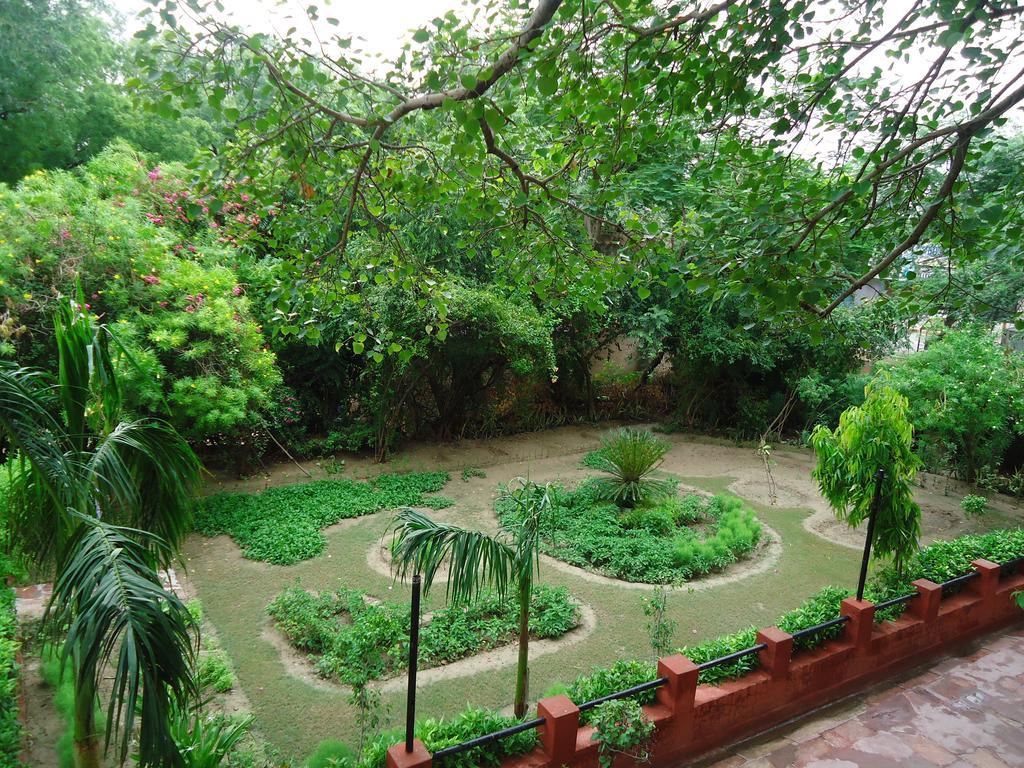 Hotel Sheela, 100M From Taj Mahal Agra  Luaran gambar