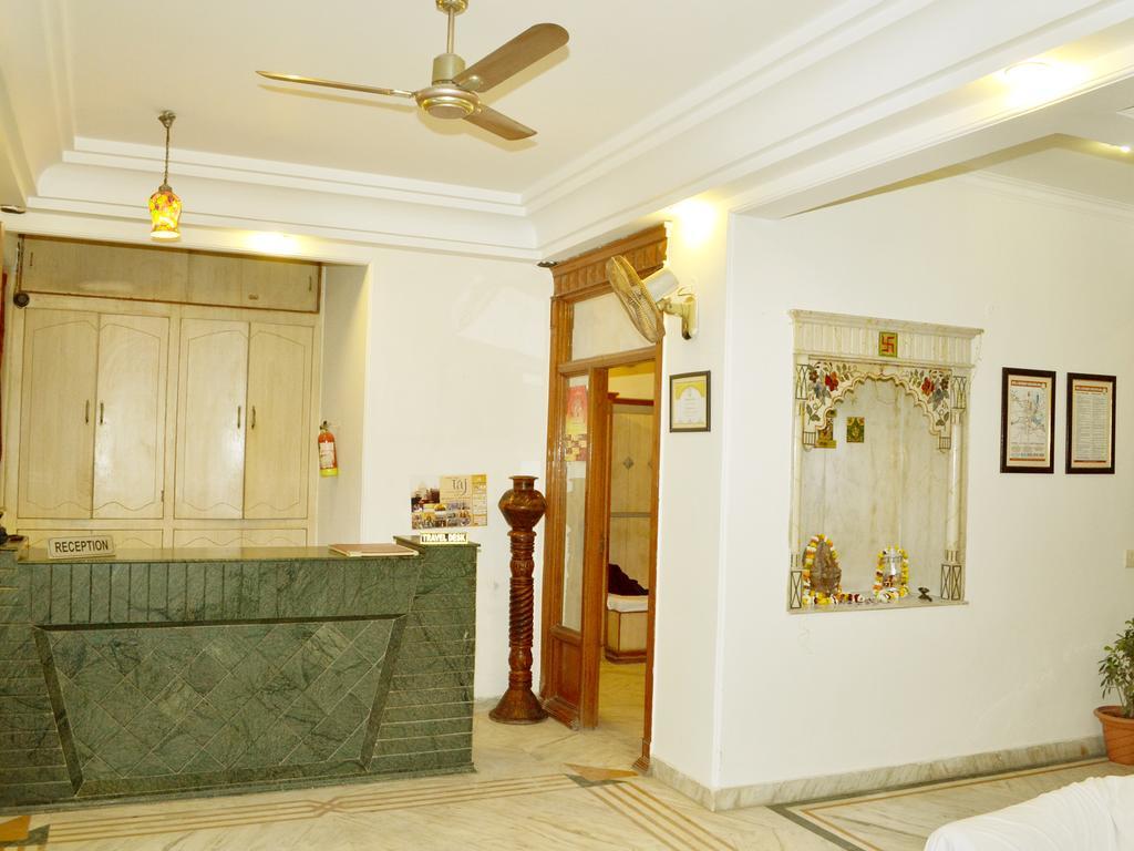 Hotel Sheela, 100M From Taj Mahal Agra  Luaran gambar