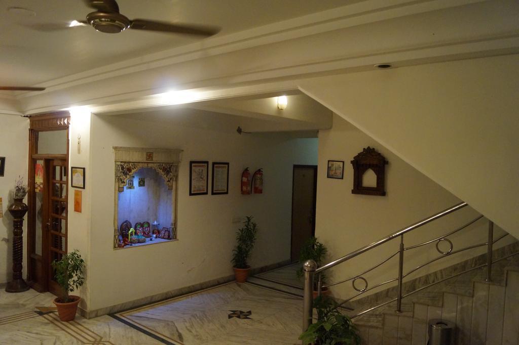Hotel Sheela, 100M From Taj Mahal Agra  Luaran gambar