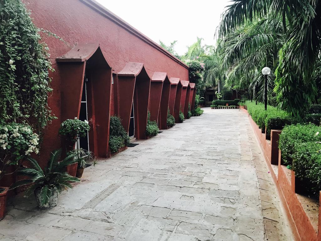 Hotel Sheela, 100M From Taj Mahal Agra  Luaran gambar