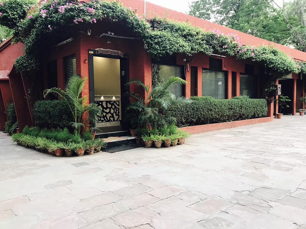 Hotel Sheela, 100M From Taj Mahal Agra  Luaran gambar