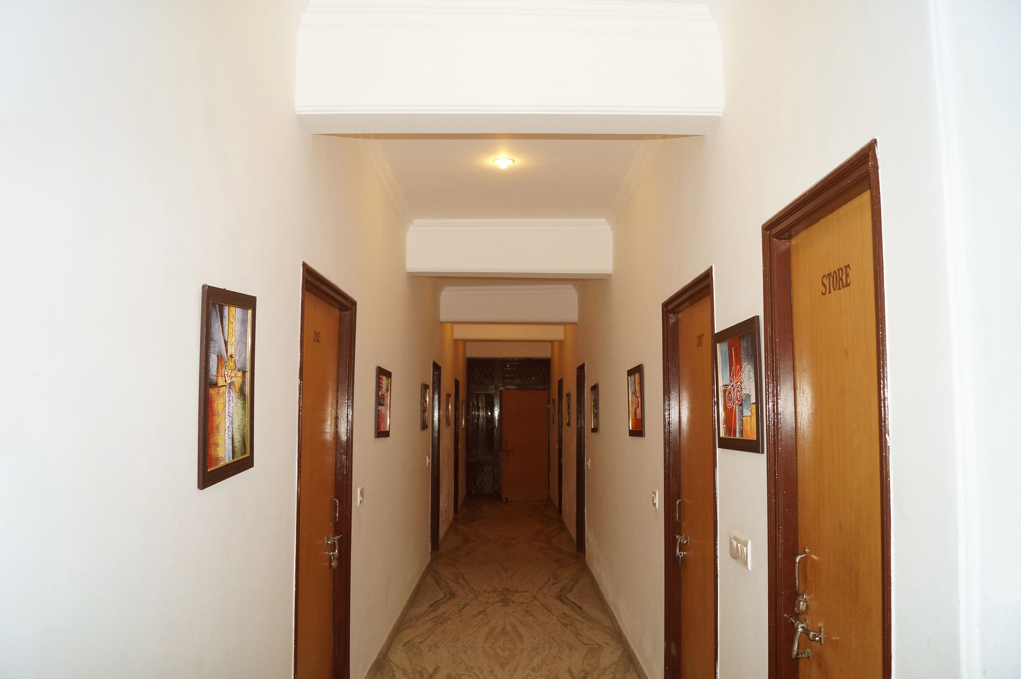 Hotel Sheela, 100M From Taj Mahal Agra  Luaran gambar