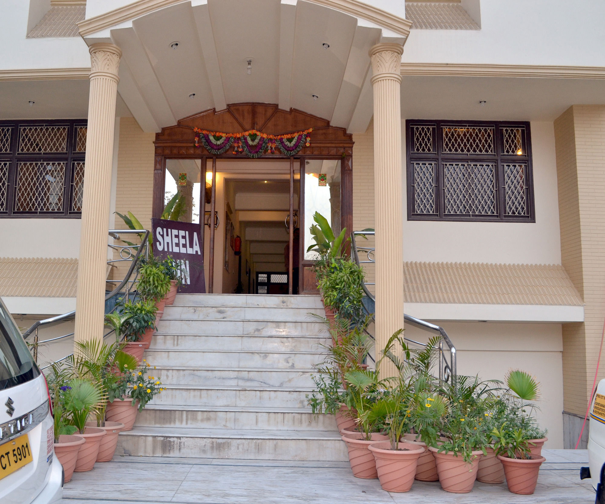 Hotel Sheela, 100M From Taj Mahal Agra  Luaran gambar