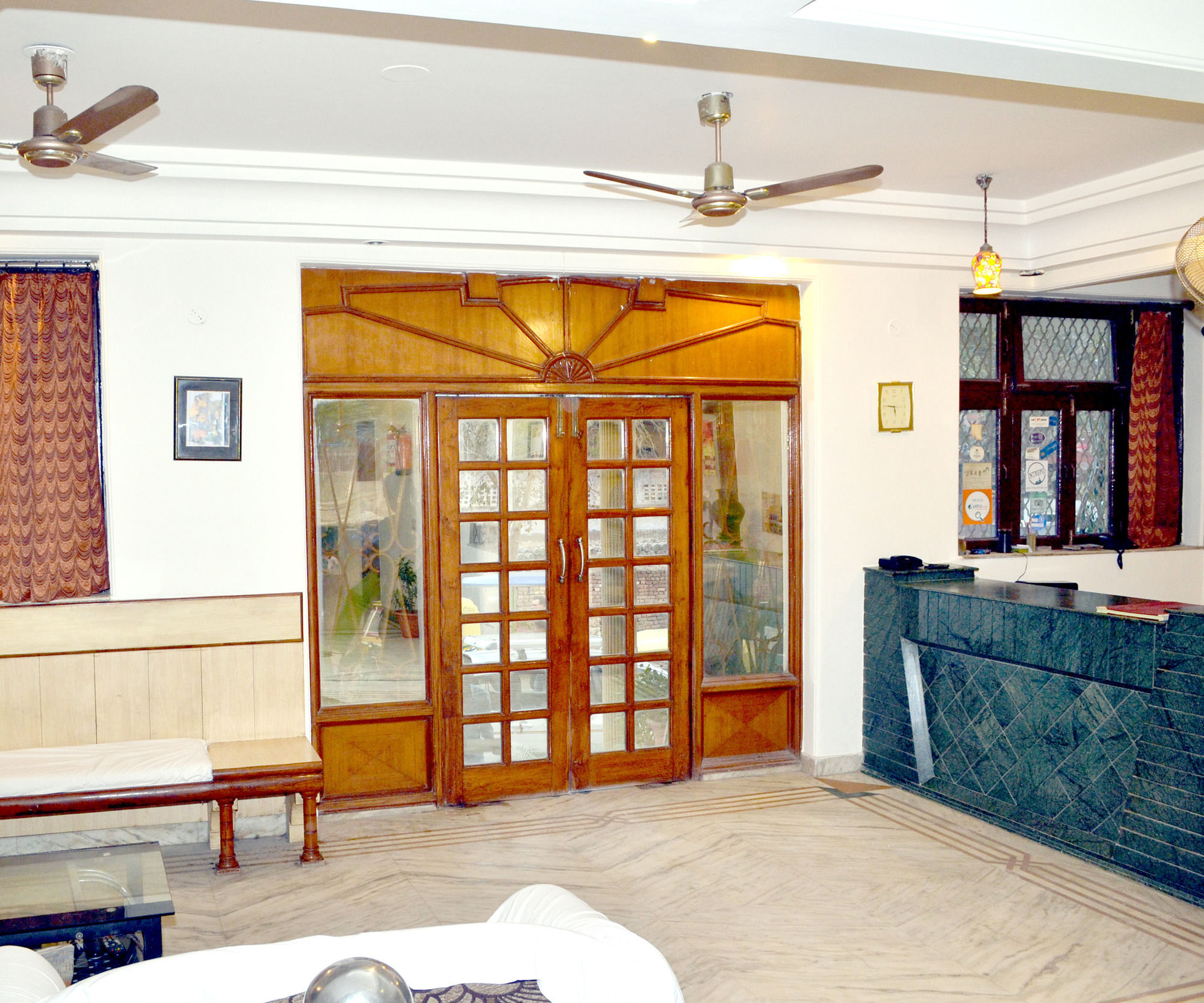 Hotel Sheela, 100M From Taj Mahal Agra  Luaran gambar