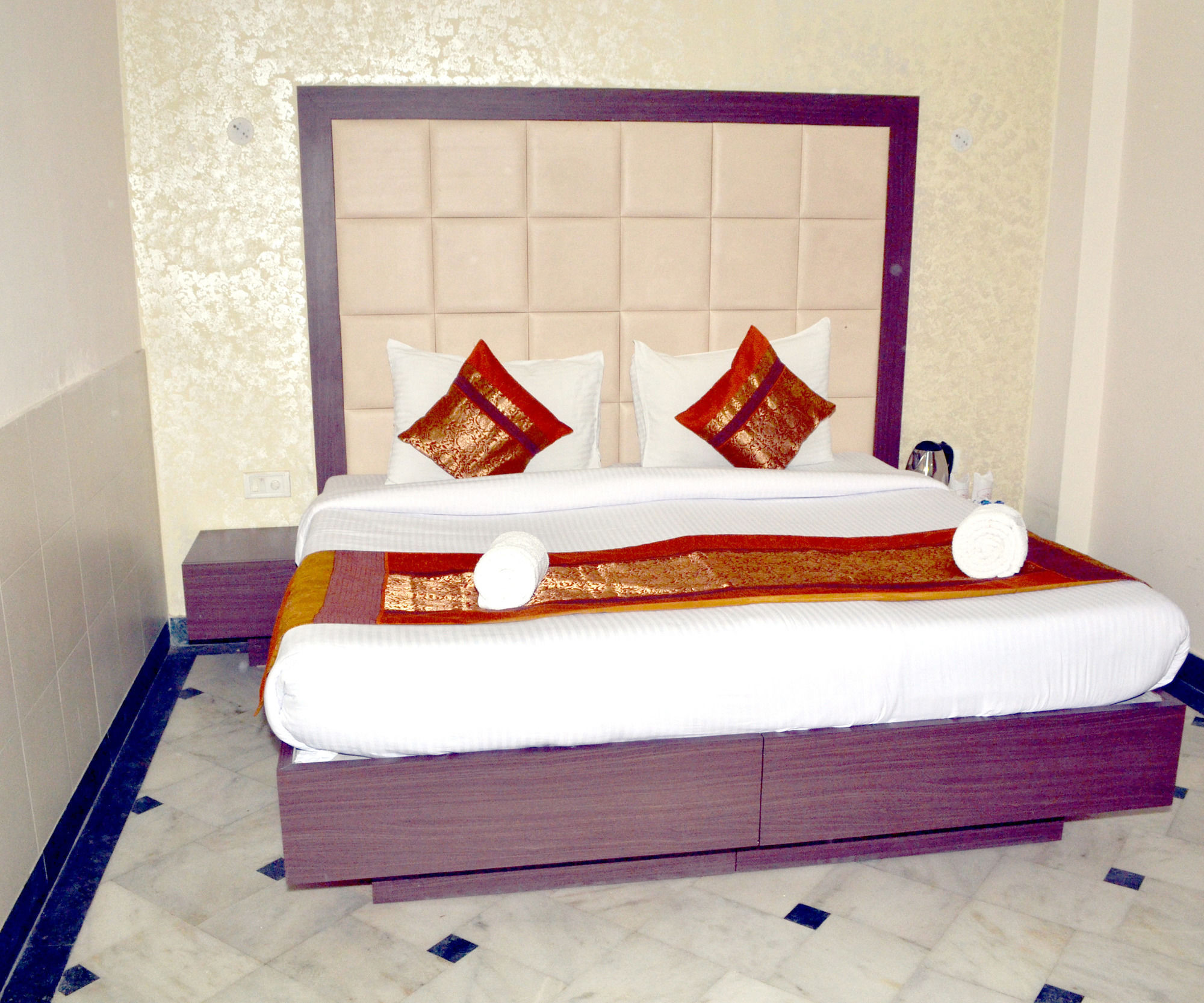 Hotel Sheela, 100M From Taj Mahal Agra  Luaran gambar