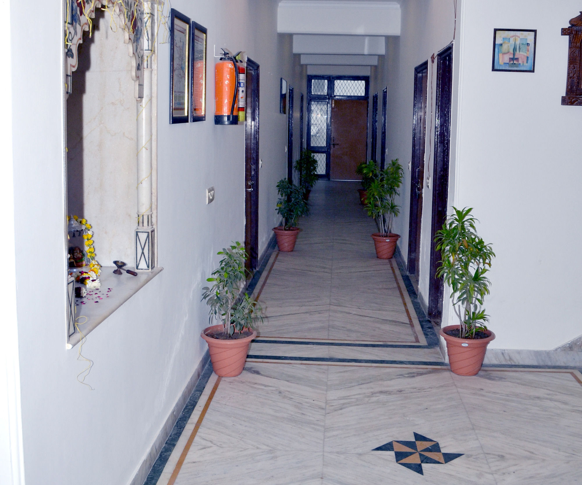 Hotel Sheela, 100M From Taj Mahal Agra  Luaran gambar